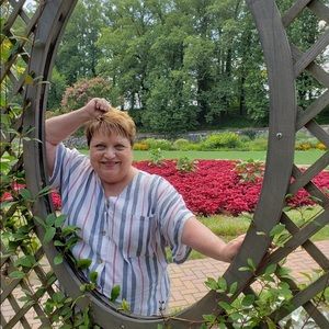 Meet your Posher, Teresa (me)